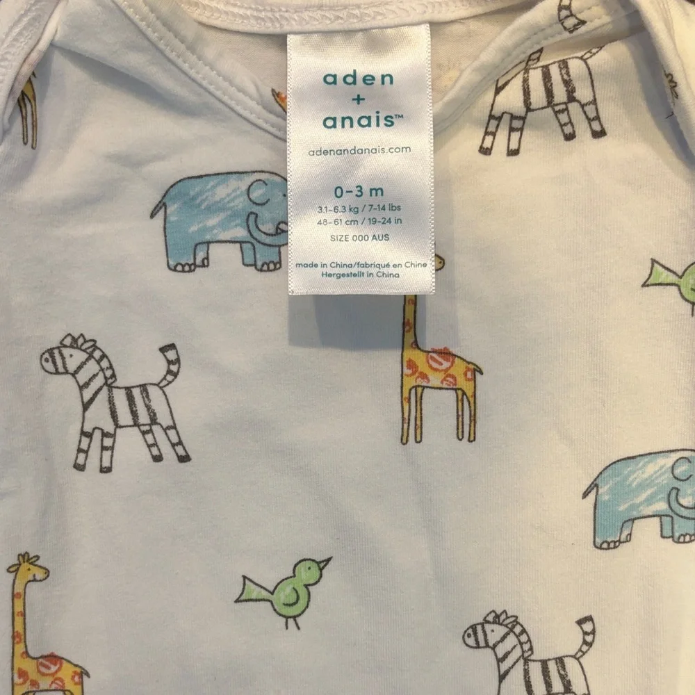 aden + anais Safari Animal Print Knotted Gown 0-3 month